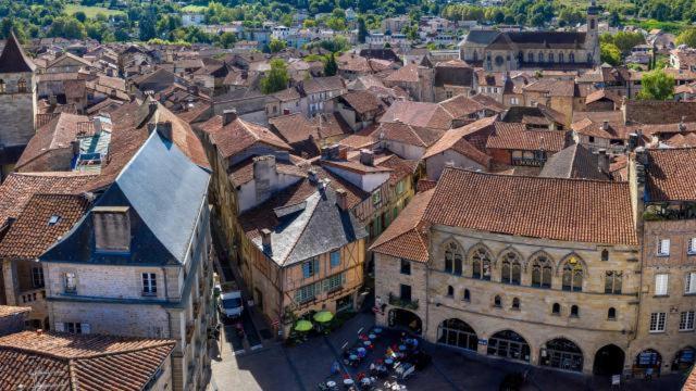 Superbe Studio Entierement Refait A Neuf Figeac Exterior photo